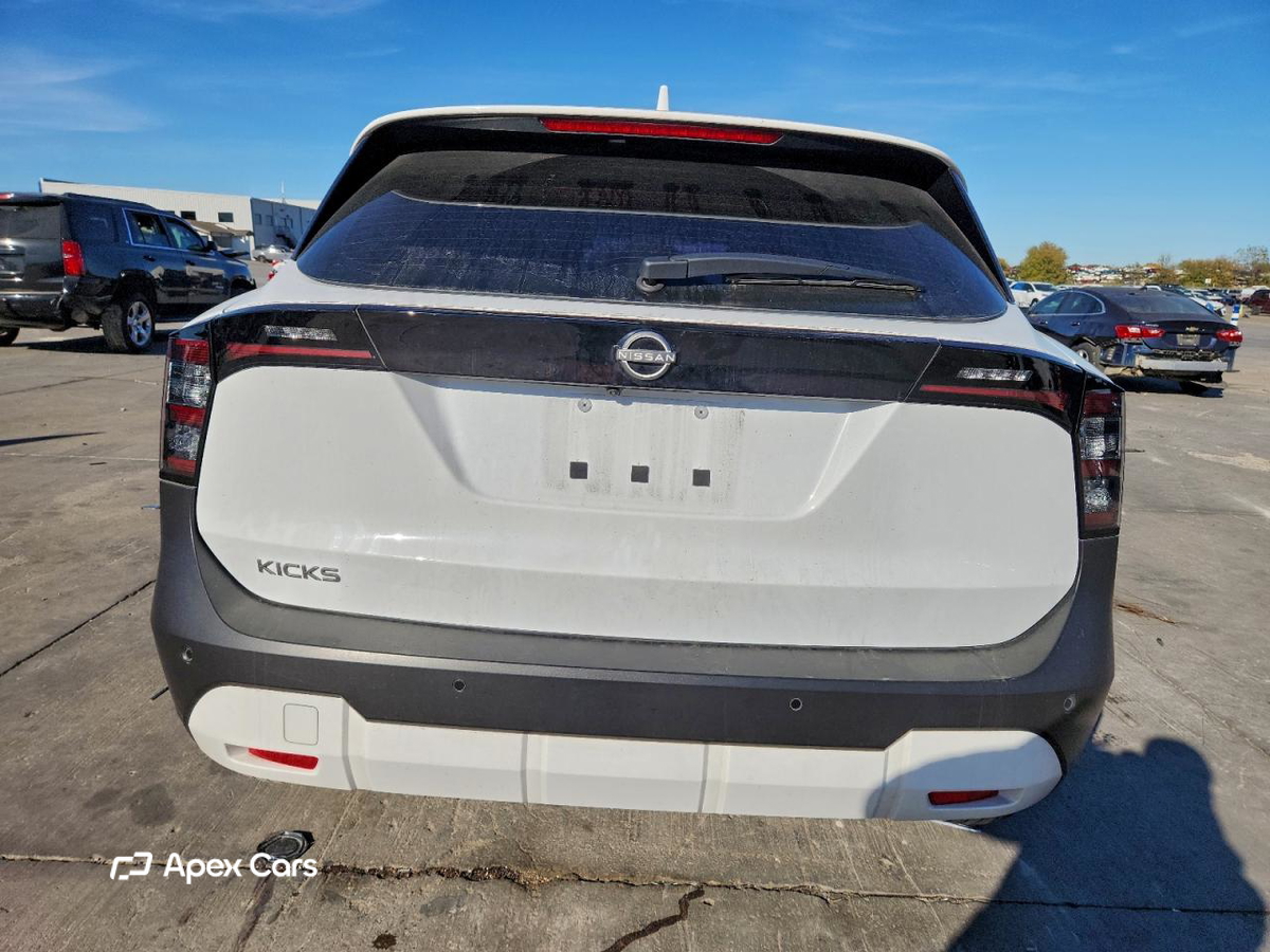 Nissan Kicks 2025