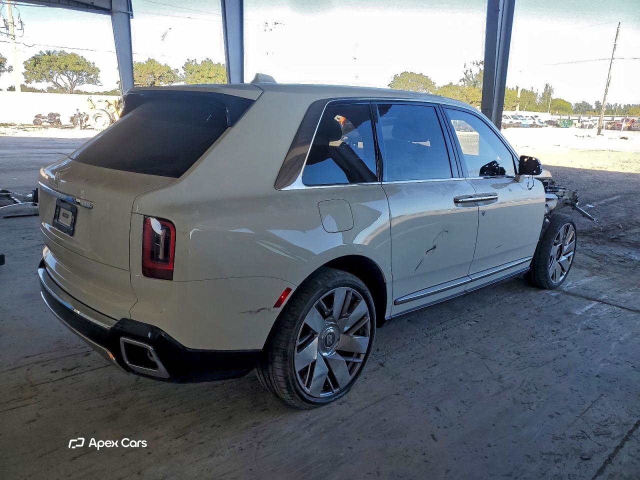 Rolls-Royce Cullinan 2025