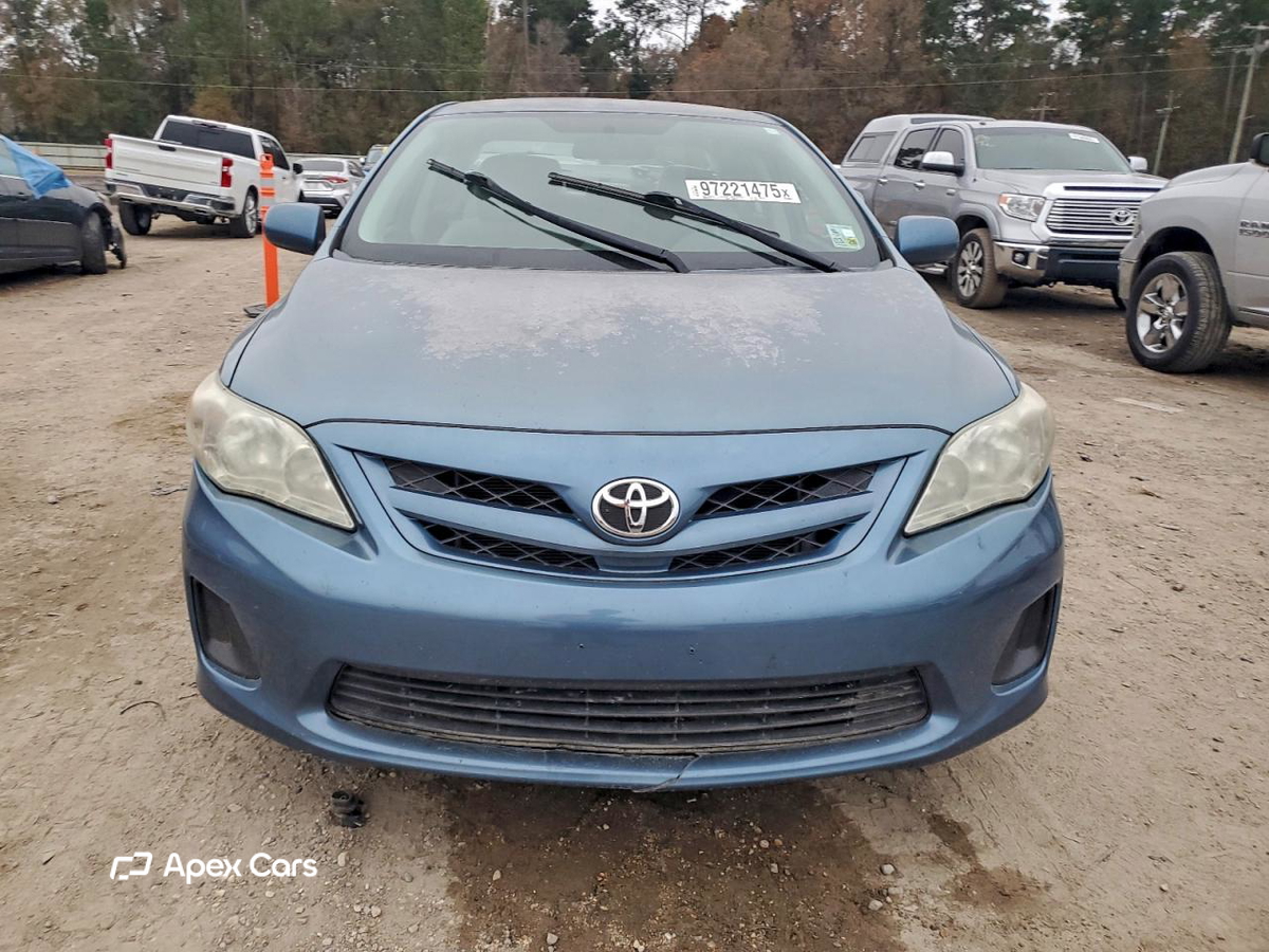 Toyota Corolla 2012