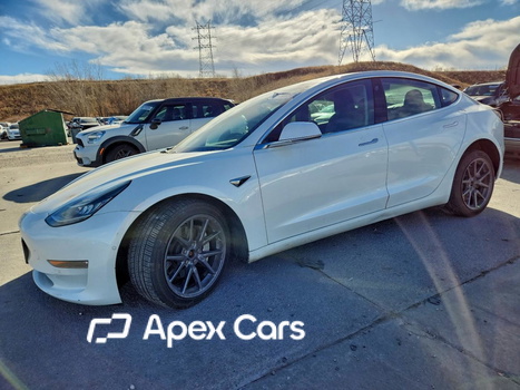 Tesla Model 3 2019 - Image 1 of 12