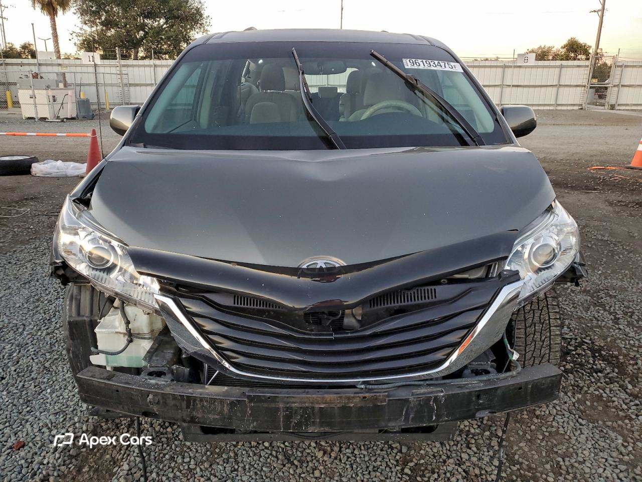 Toyota Sienna 2012