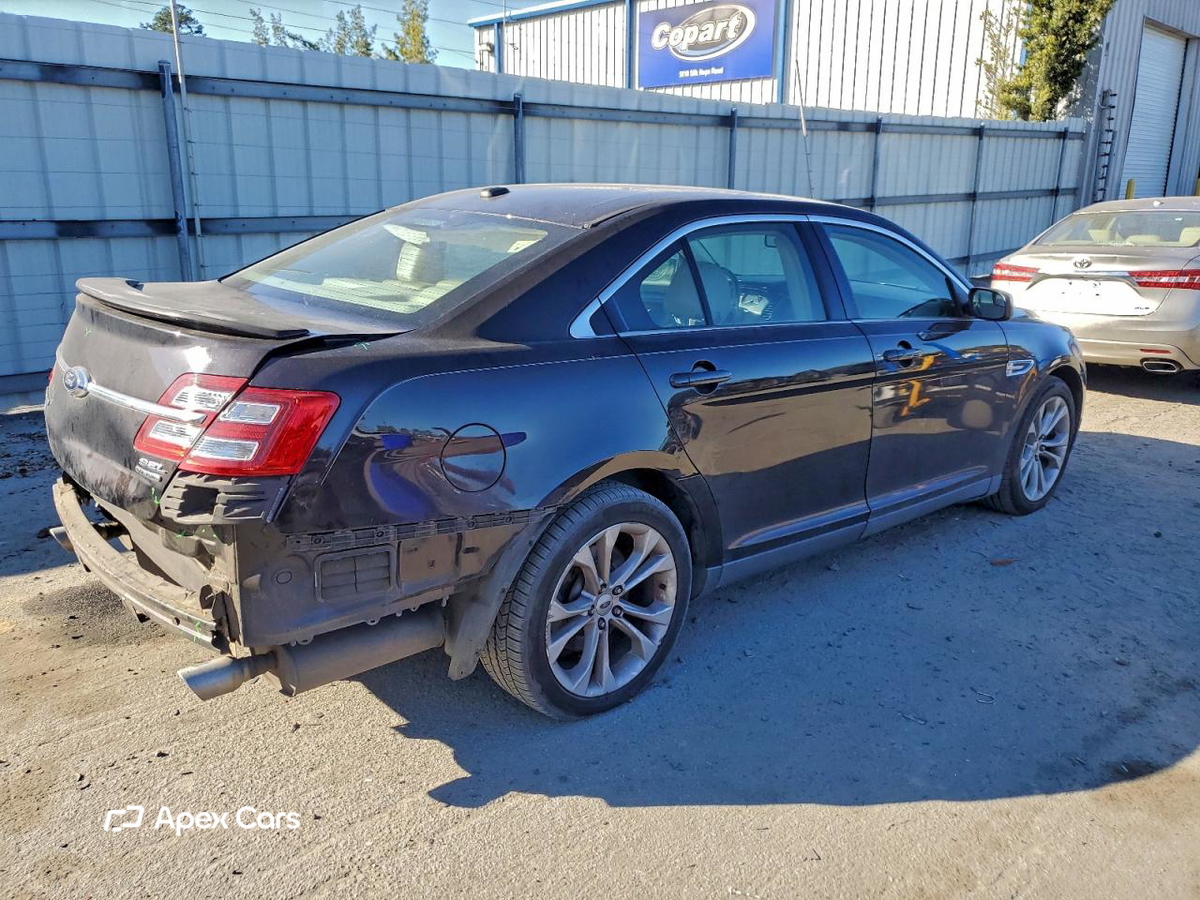 Ford Taurus 2013