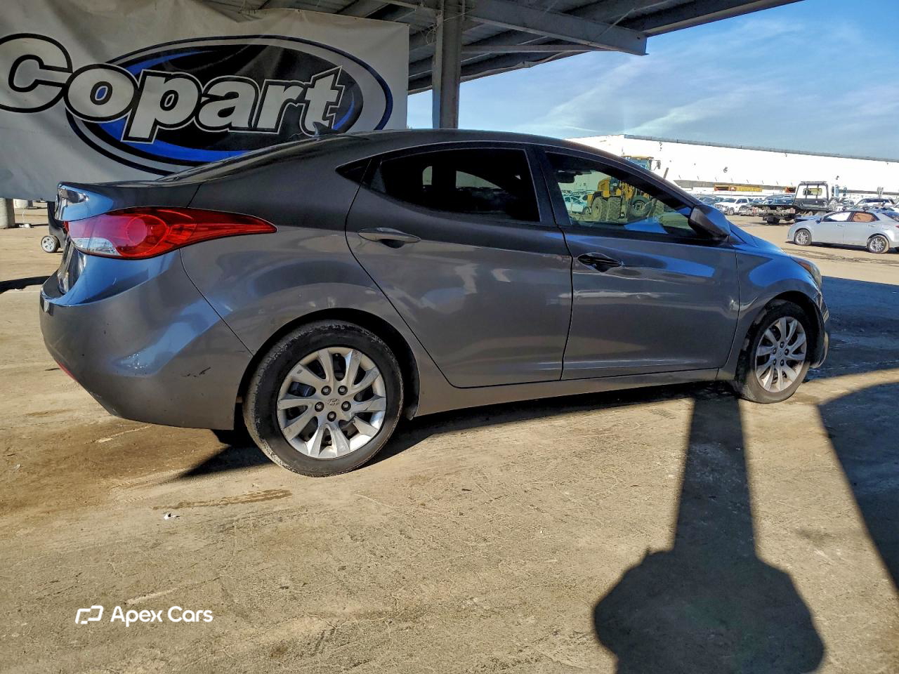 Hyundai Elantra 2012
