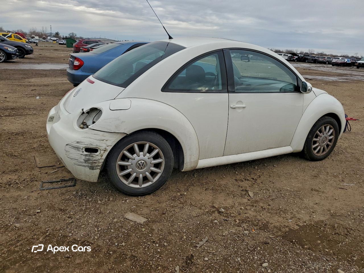 Volkswagen Beetle 2004