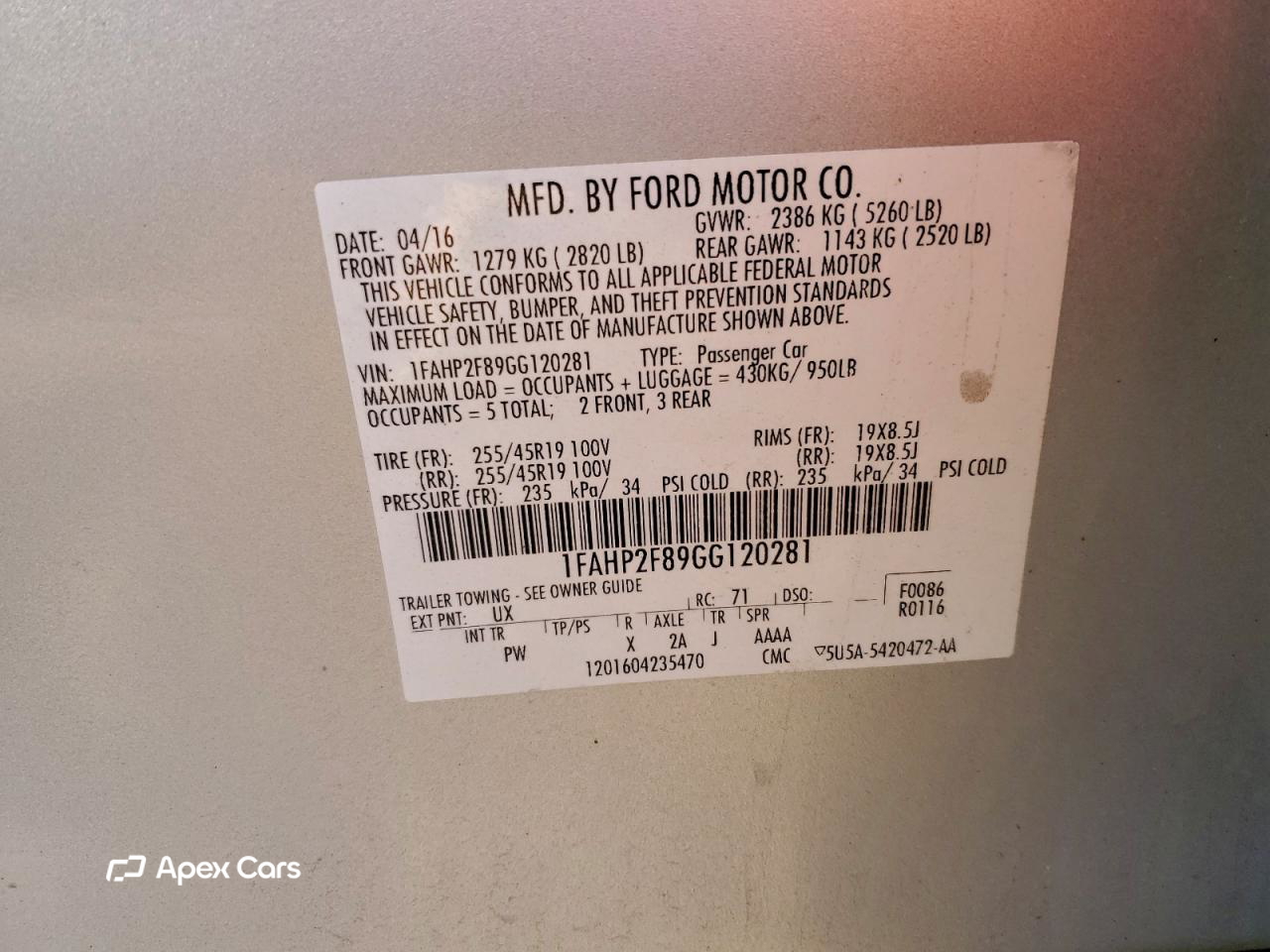 Ford Taurus 2016