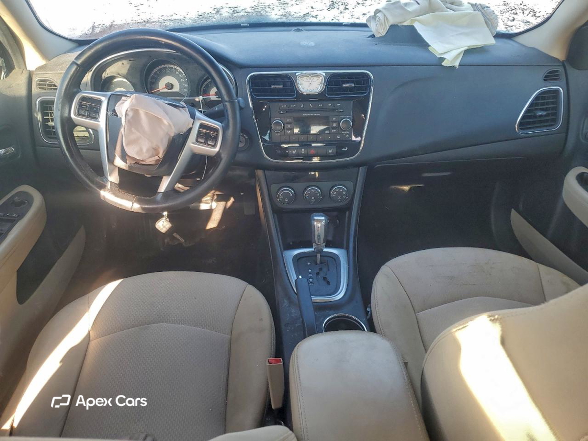 Chrysler 200 2011