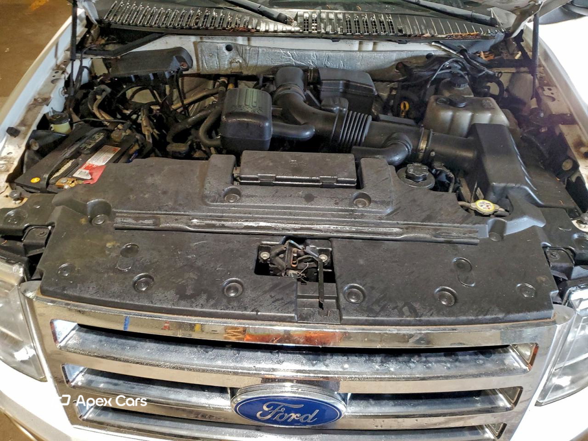Ford Expedition 2012