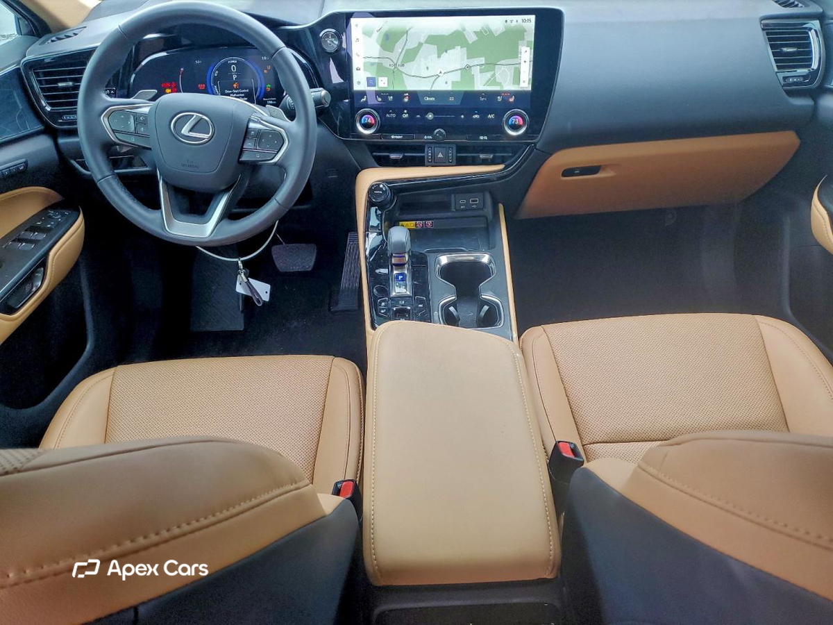Lexus NX 2025