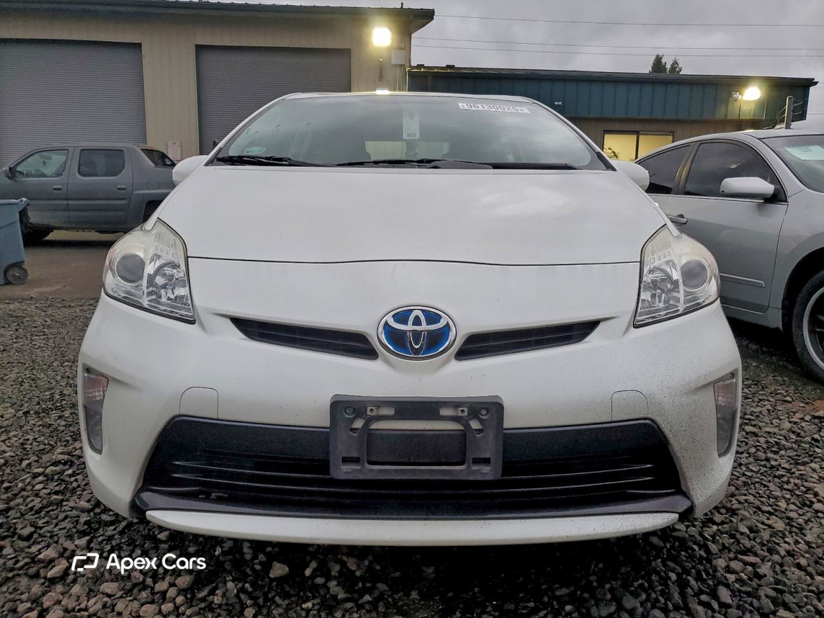 Toyota Prius 2015