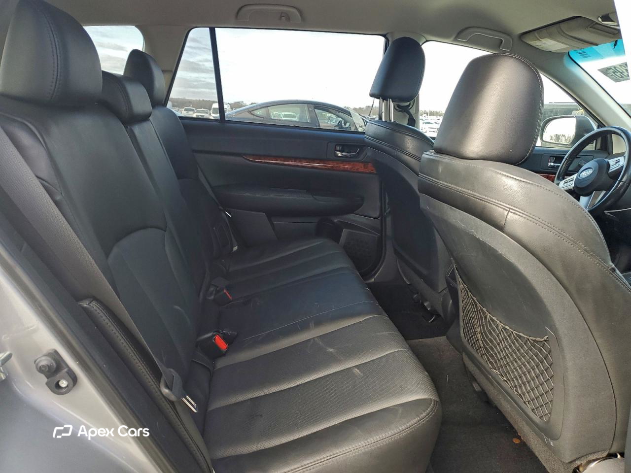 Subaru Outback 2011