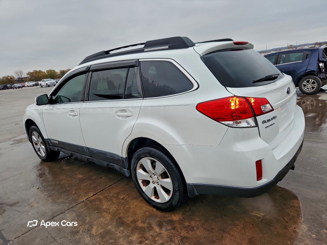 Subaru Outback 2011