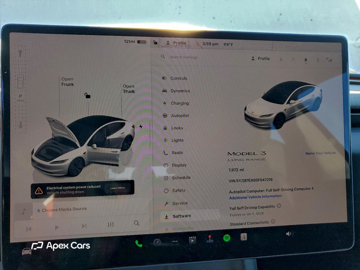 Tesla Model 3 2025
