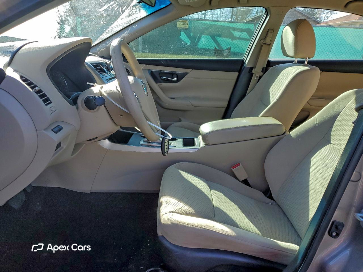 Nissan Altima 2015