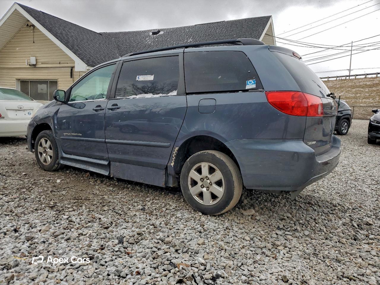 Toyota Sienna 2010