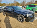 Chrysler 300 2021