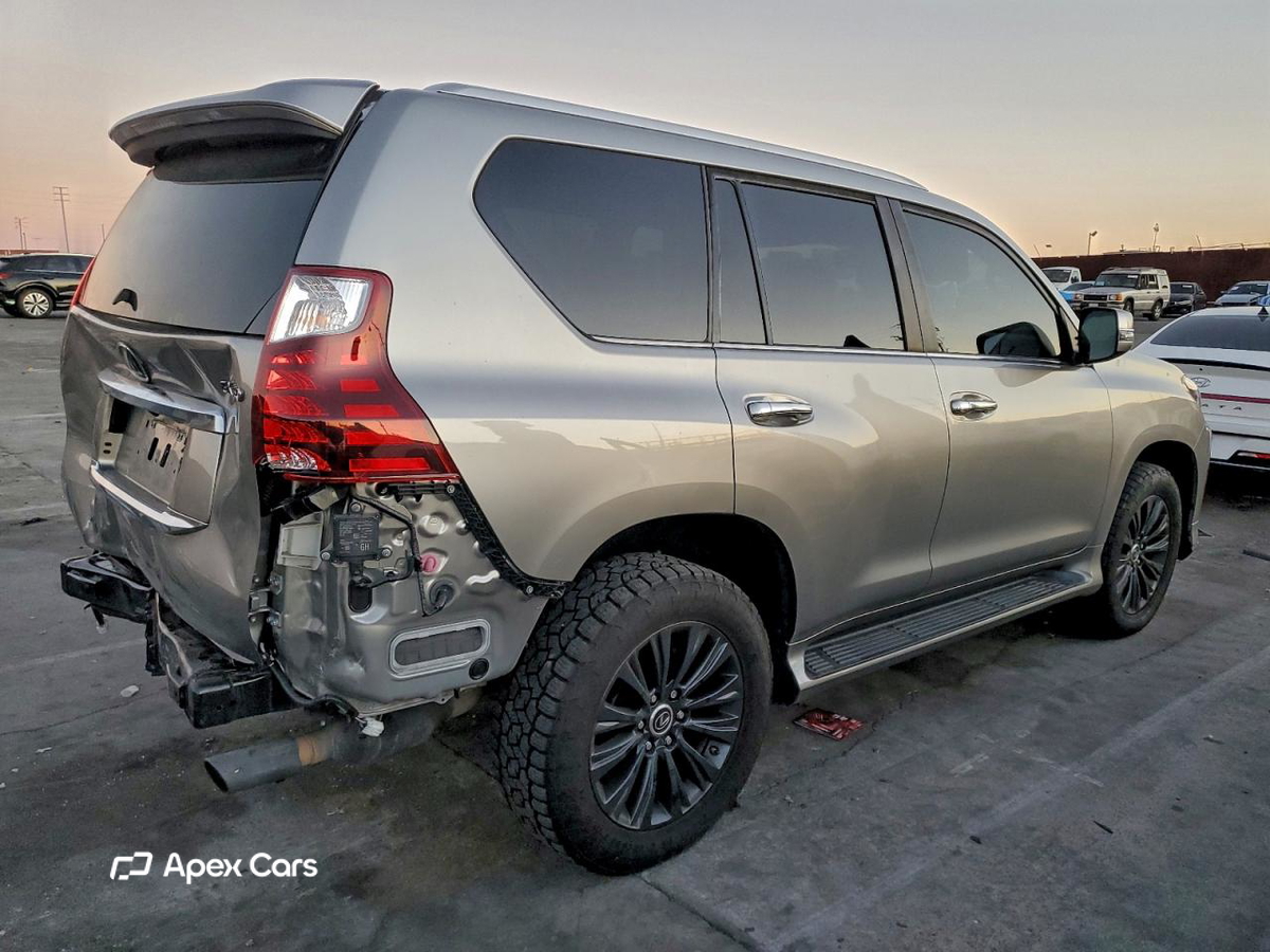 Lexus GX 2022