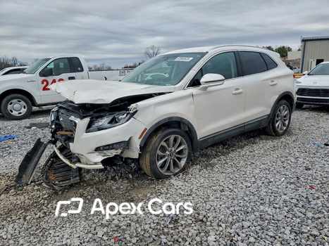 Lincoln MKC 2019 - Image 1 of 13