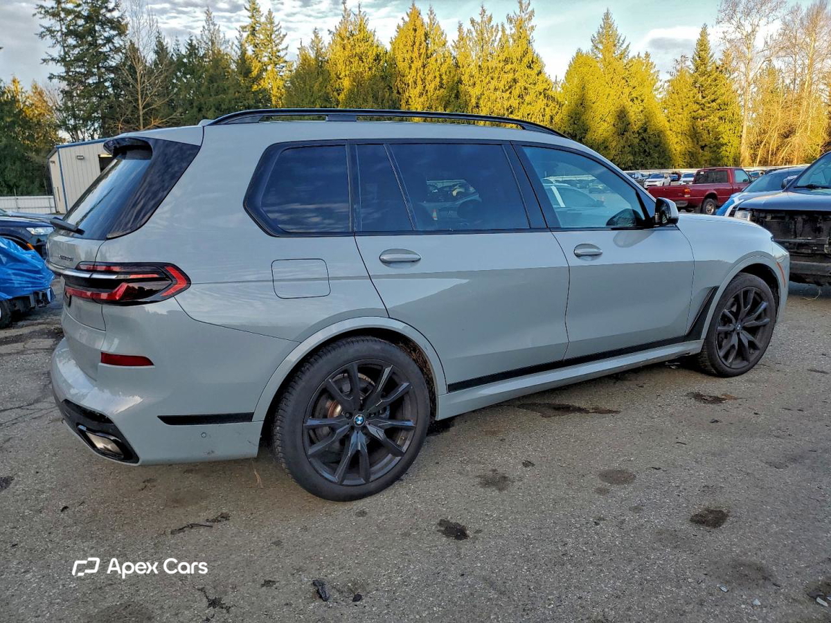 BMW X7 2023