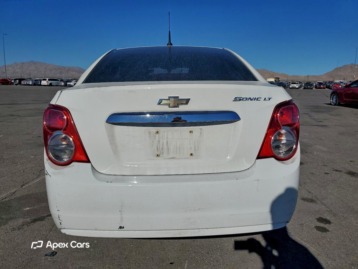 Chevrolet Sonic 2014