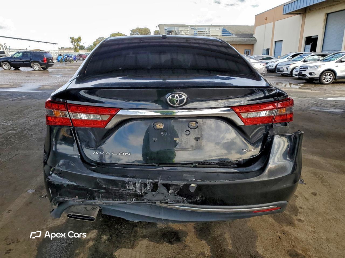 Toyota Avalon 2016