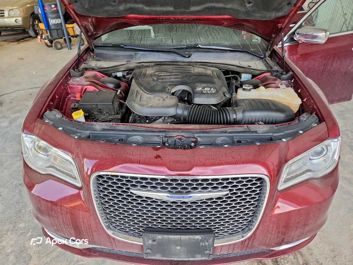 Chrysler 300 2019