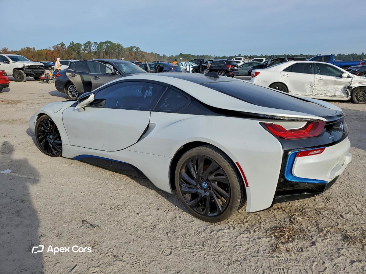 BMW i8 2016