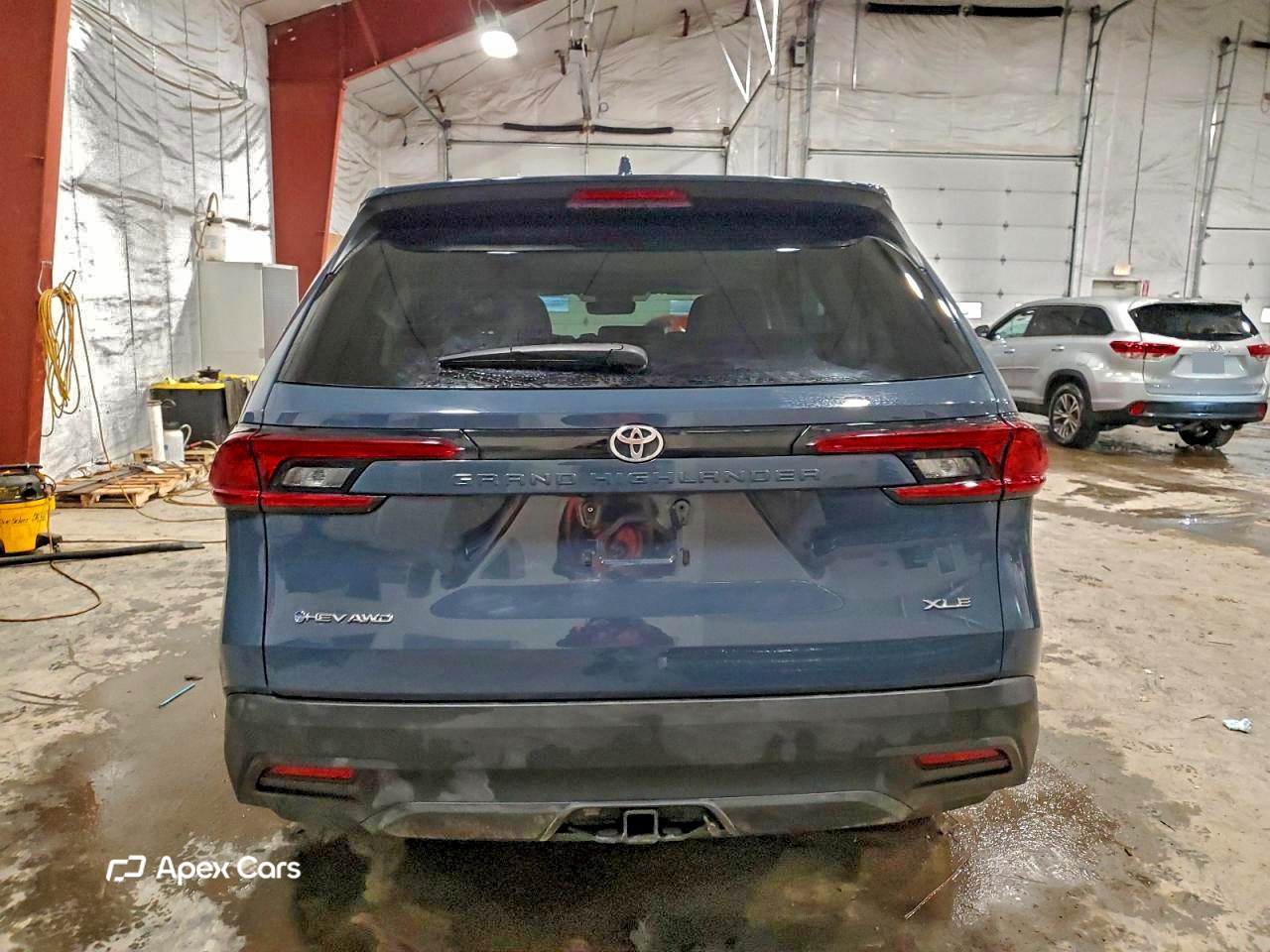 Toyota Highlander 2025