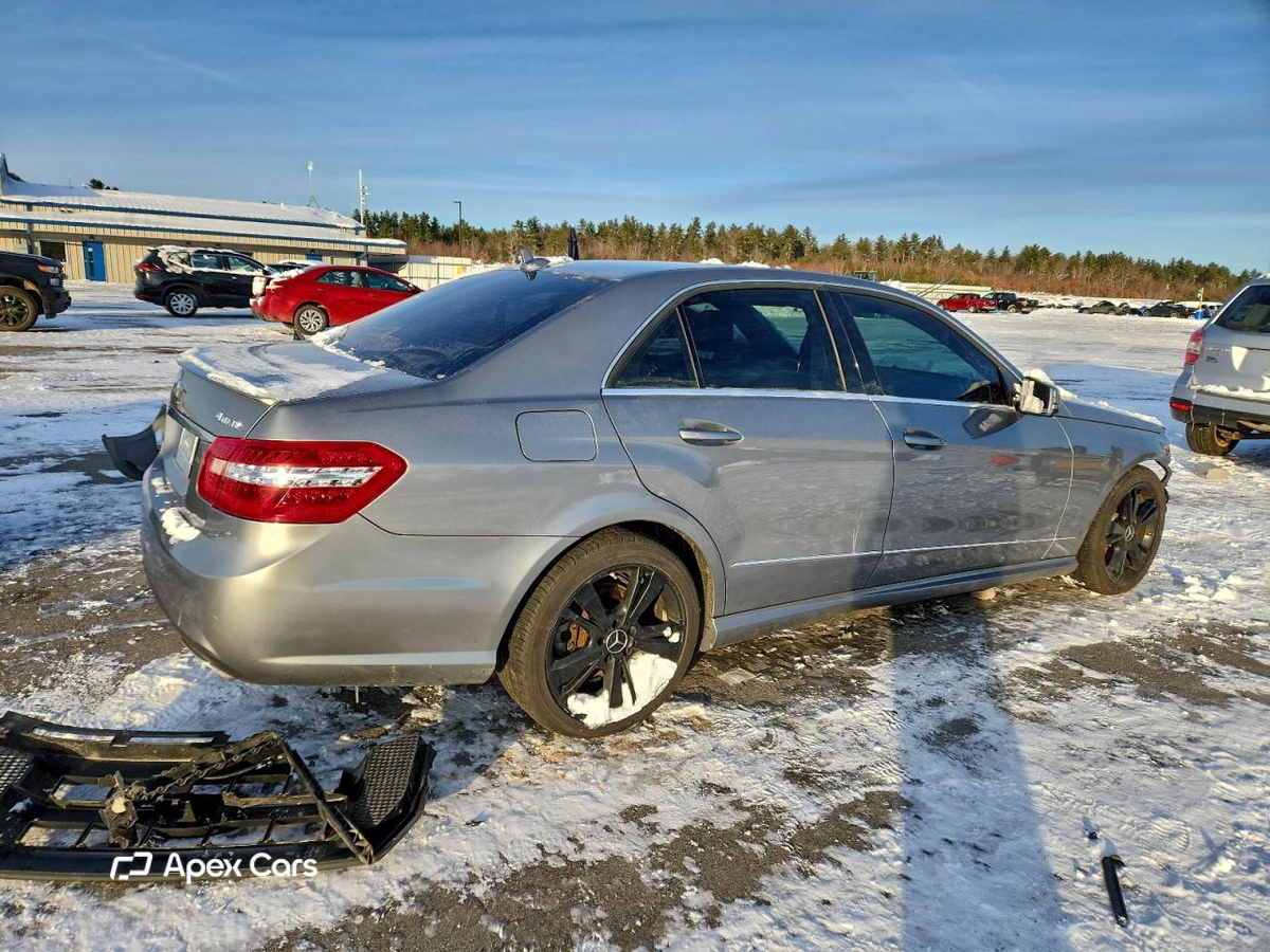 Mercedes-Benz  2013