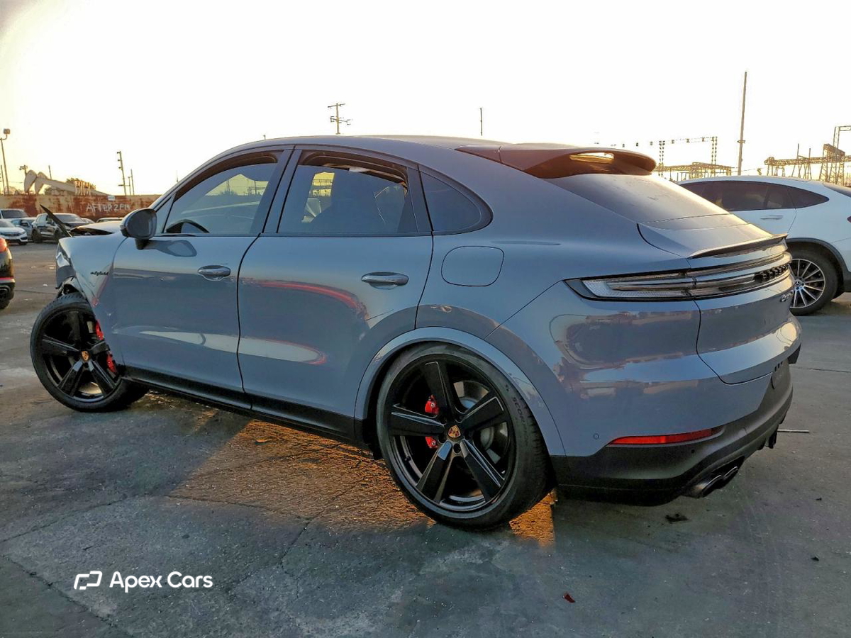 Porsche Cayenne 2025