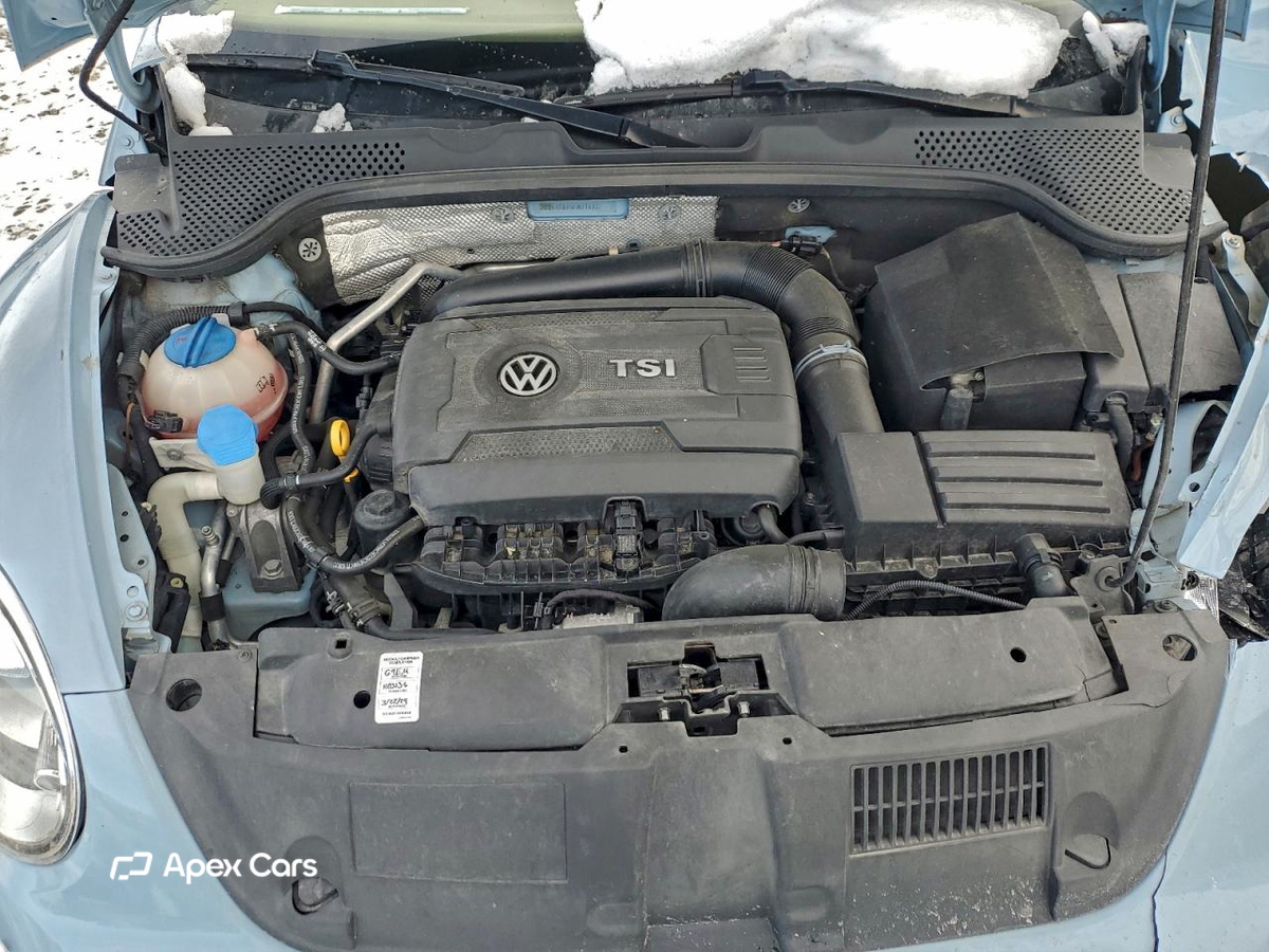 Volkswagen Beetle 2015