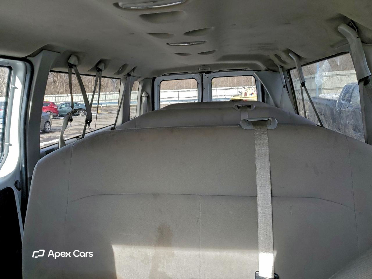 Ford Econoline 2011