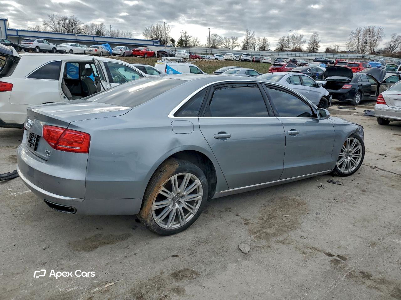 Audi A8 2013