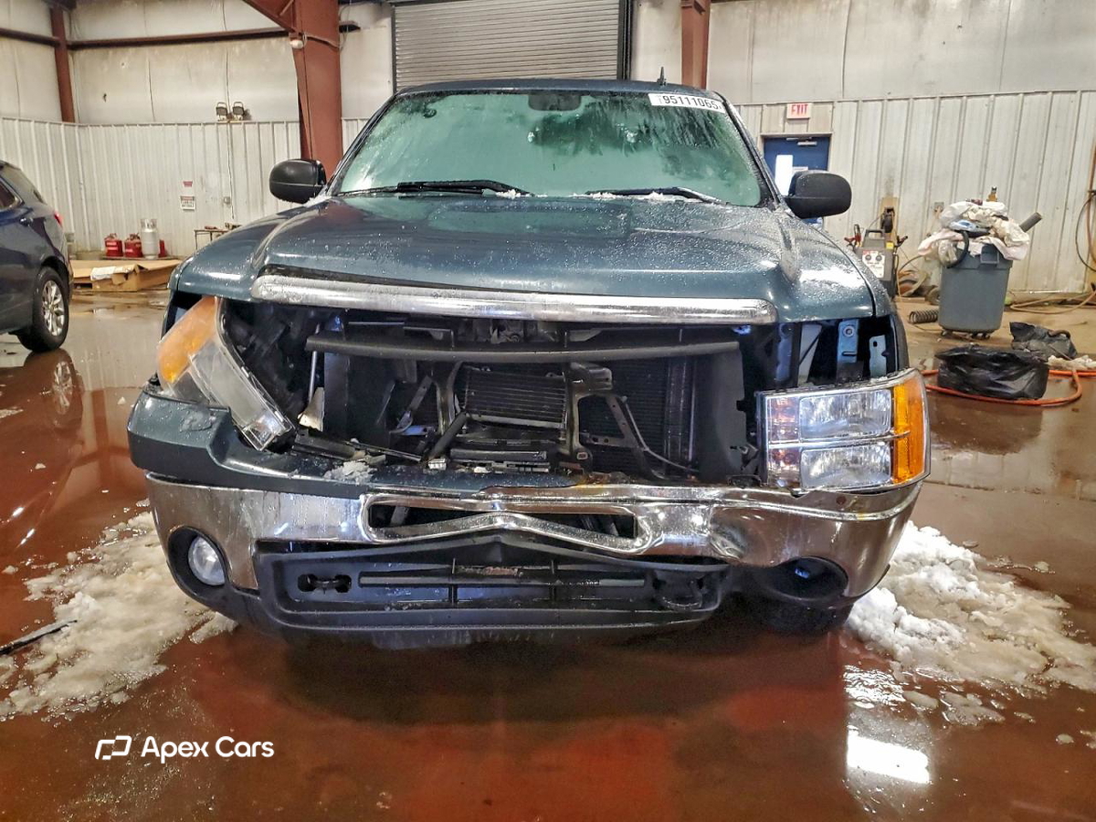 GMC Sierra 2010