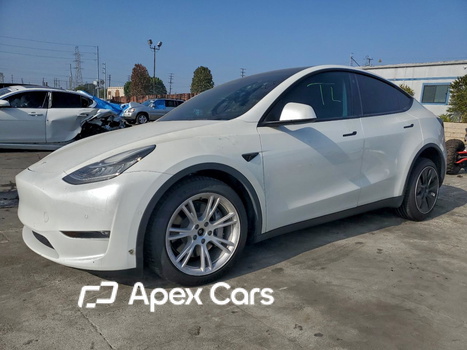 Tesla Model Y 2022 - Image 1 of 13