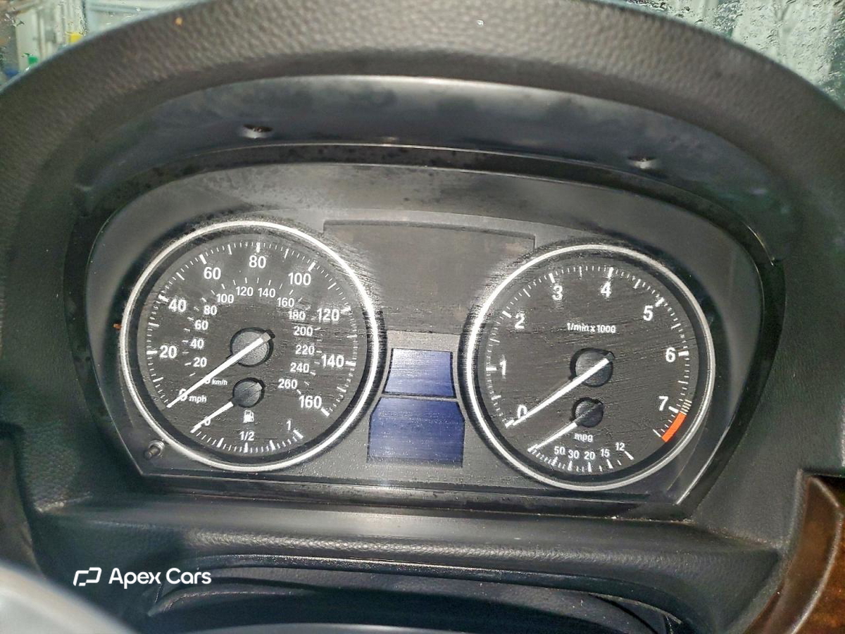 BMW Series 3 2010