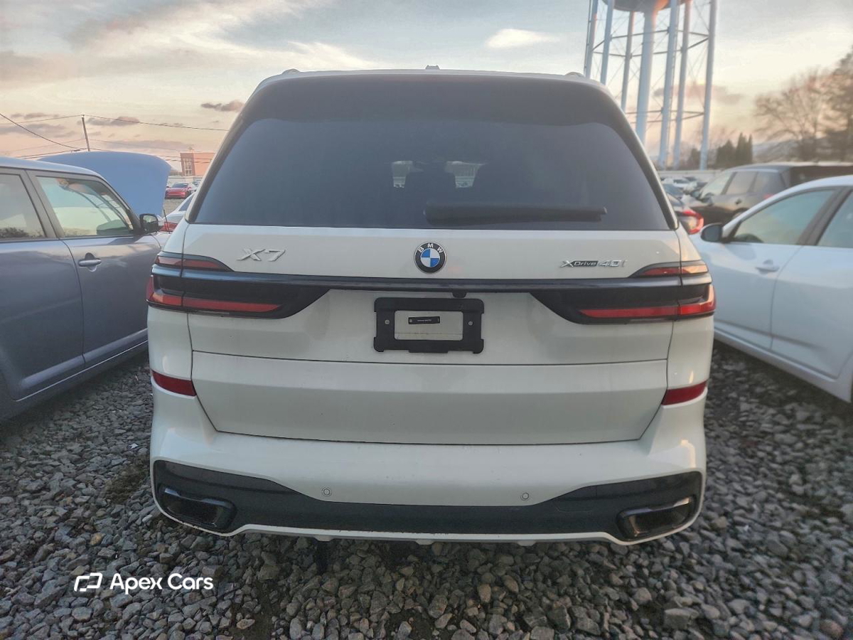 BMW X7 2024