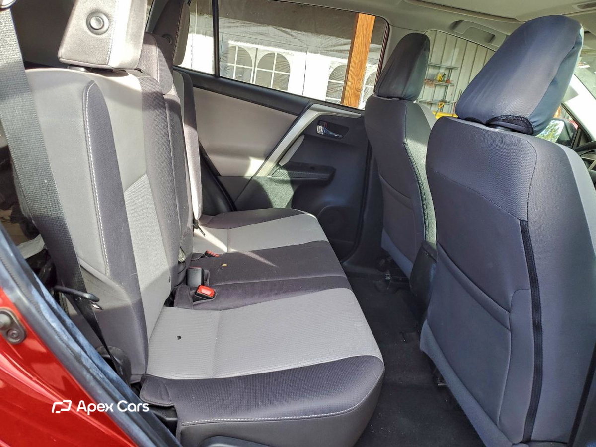 Toyota RAV 4 2015