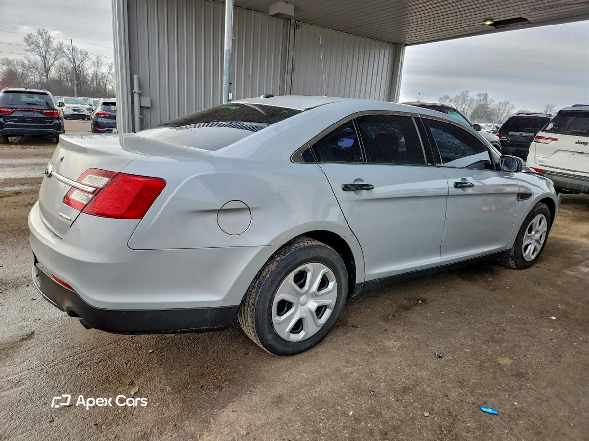 Ford Taurus 2015