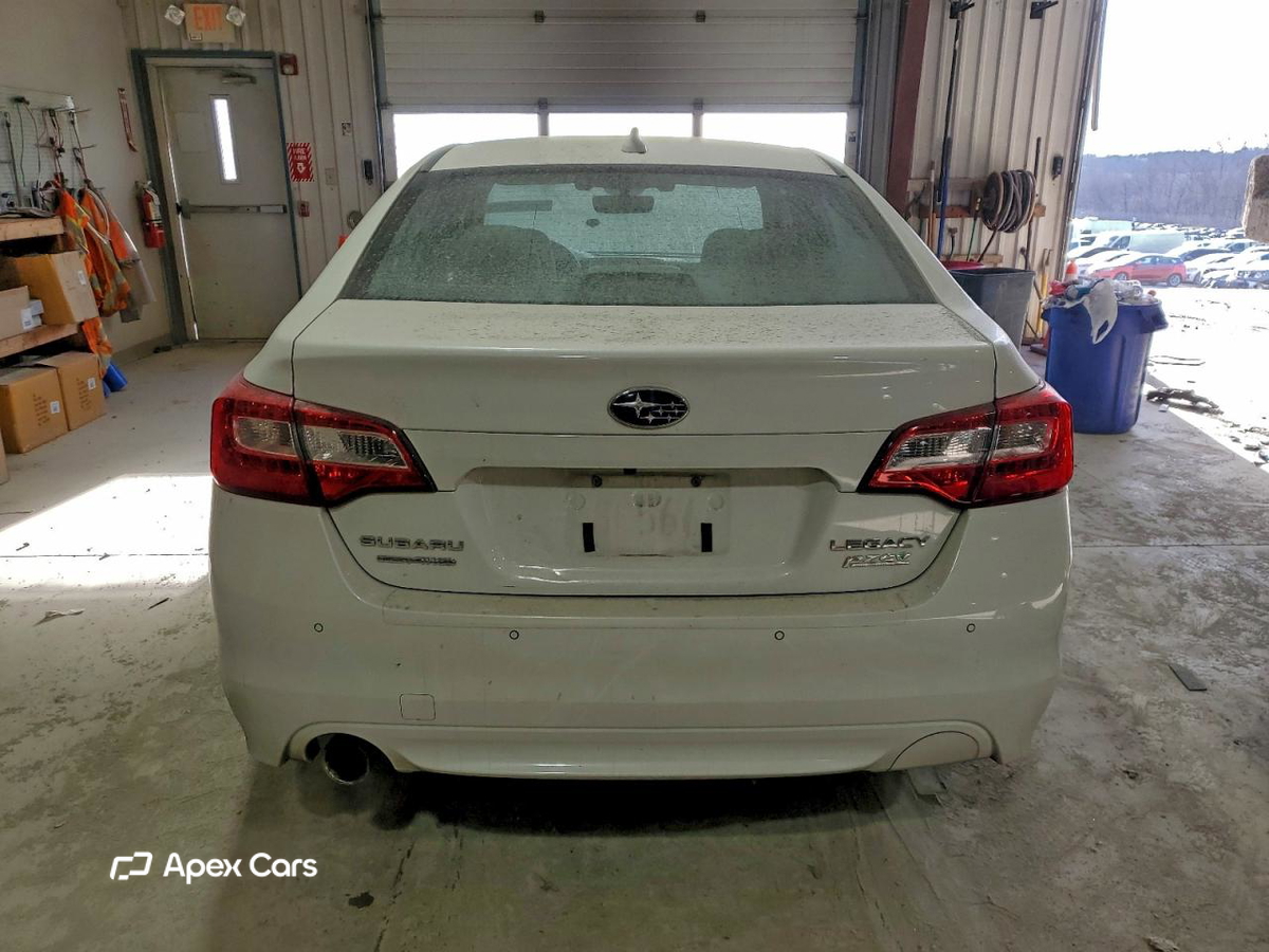 Subaru Legacy 2017