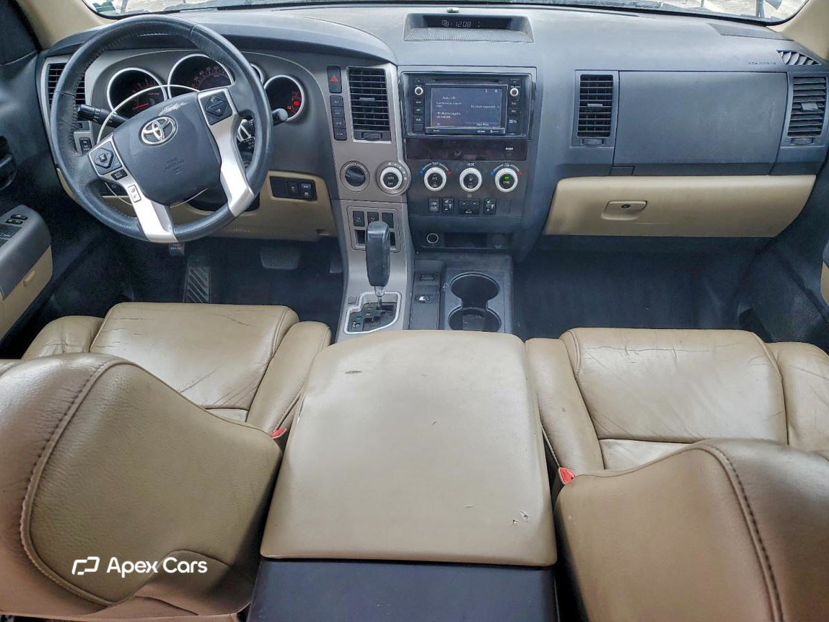 Toyota Sequoia 2016
