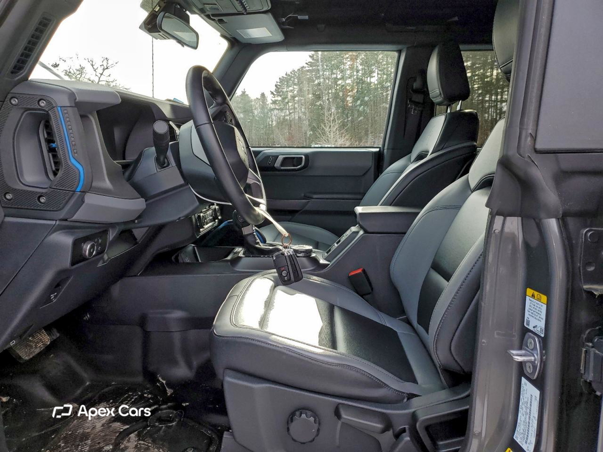 Ford Bronco 2024