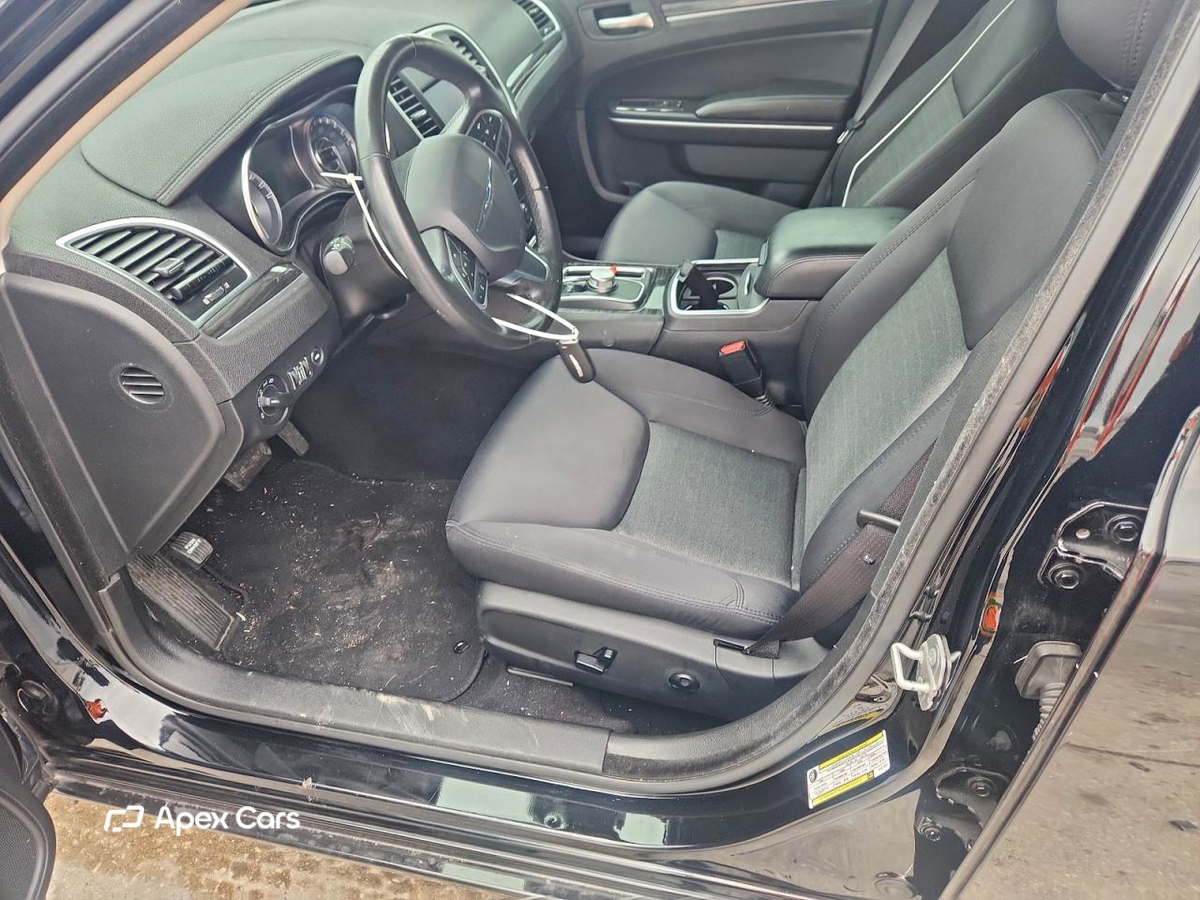 Chrysler 300 2020