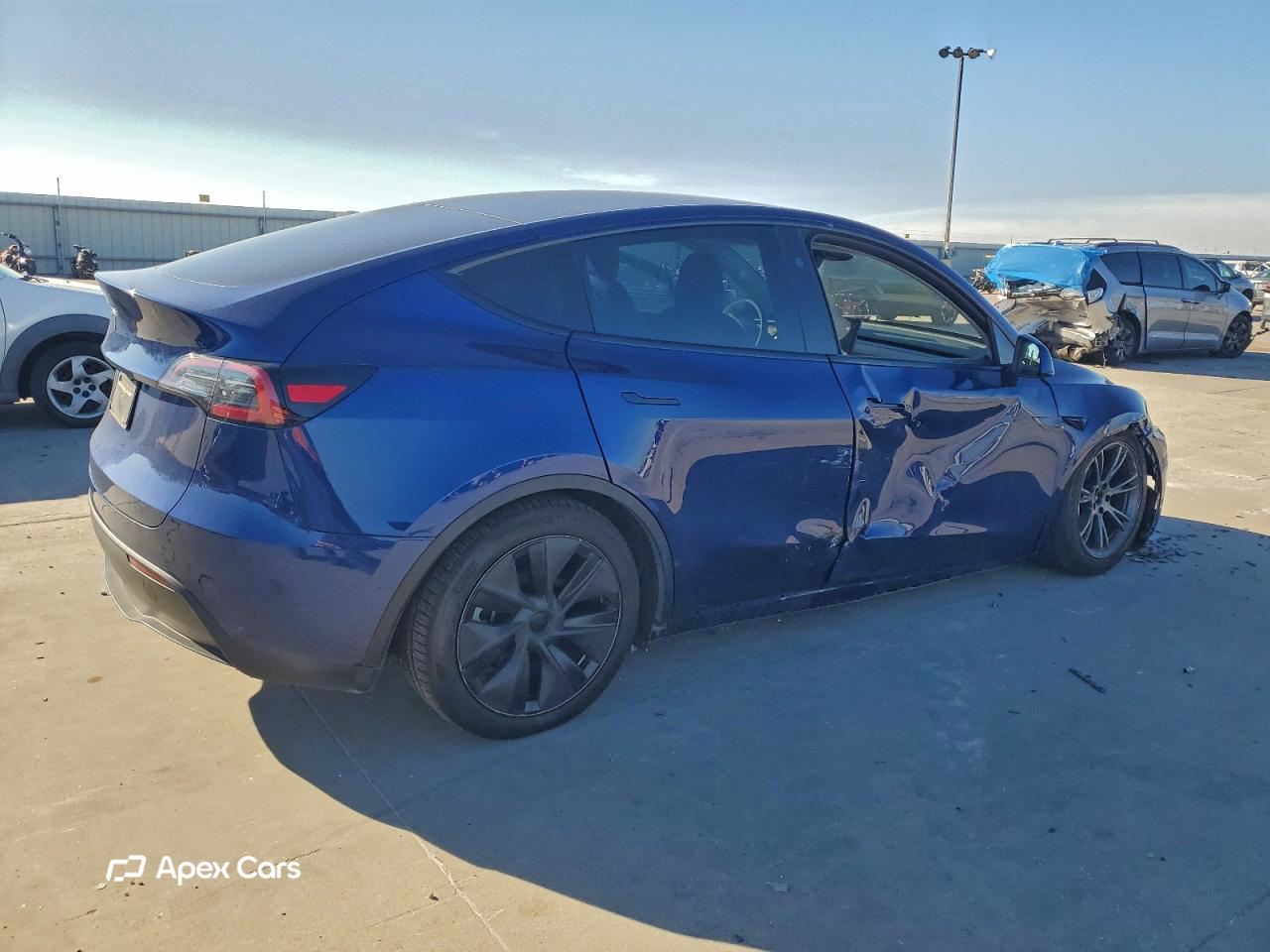 Tesla Model Y 2024