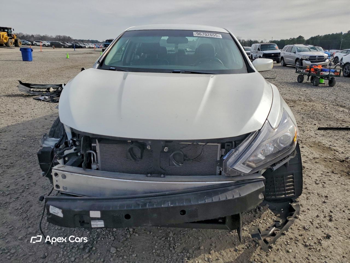 Nissan Altima 2018