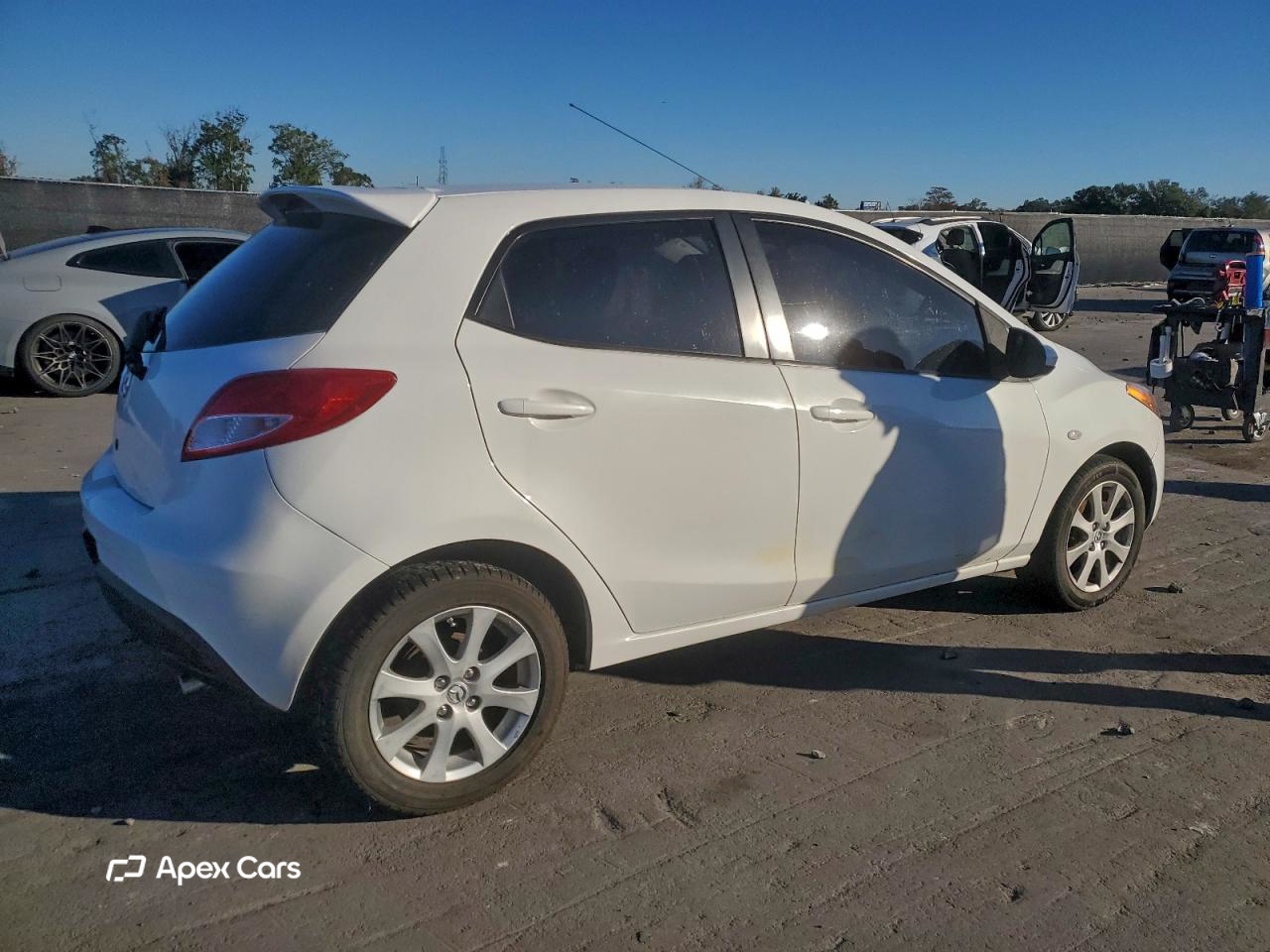Mazda 2 2011