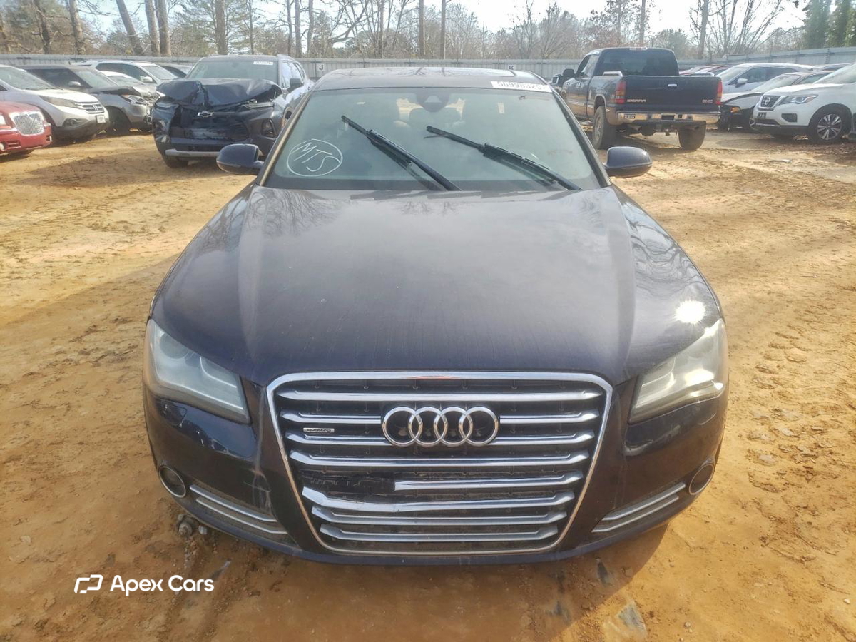 Audi A8 2011