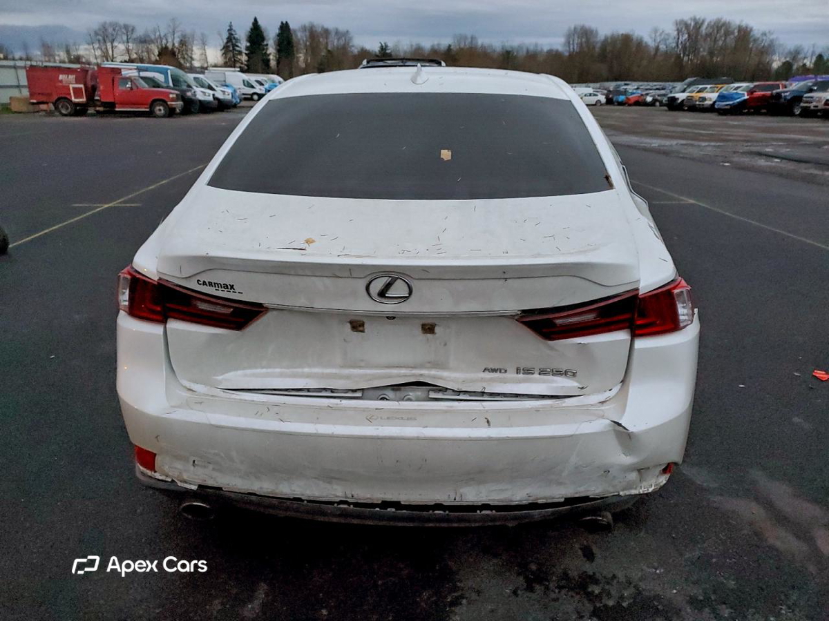 Lexus IS 2015