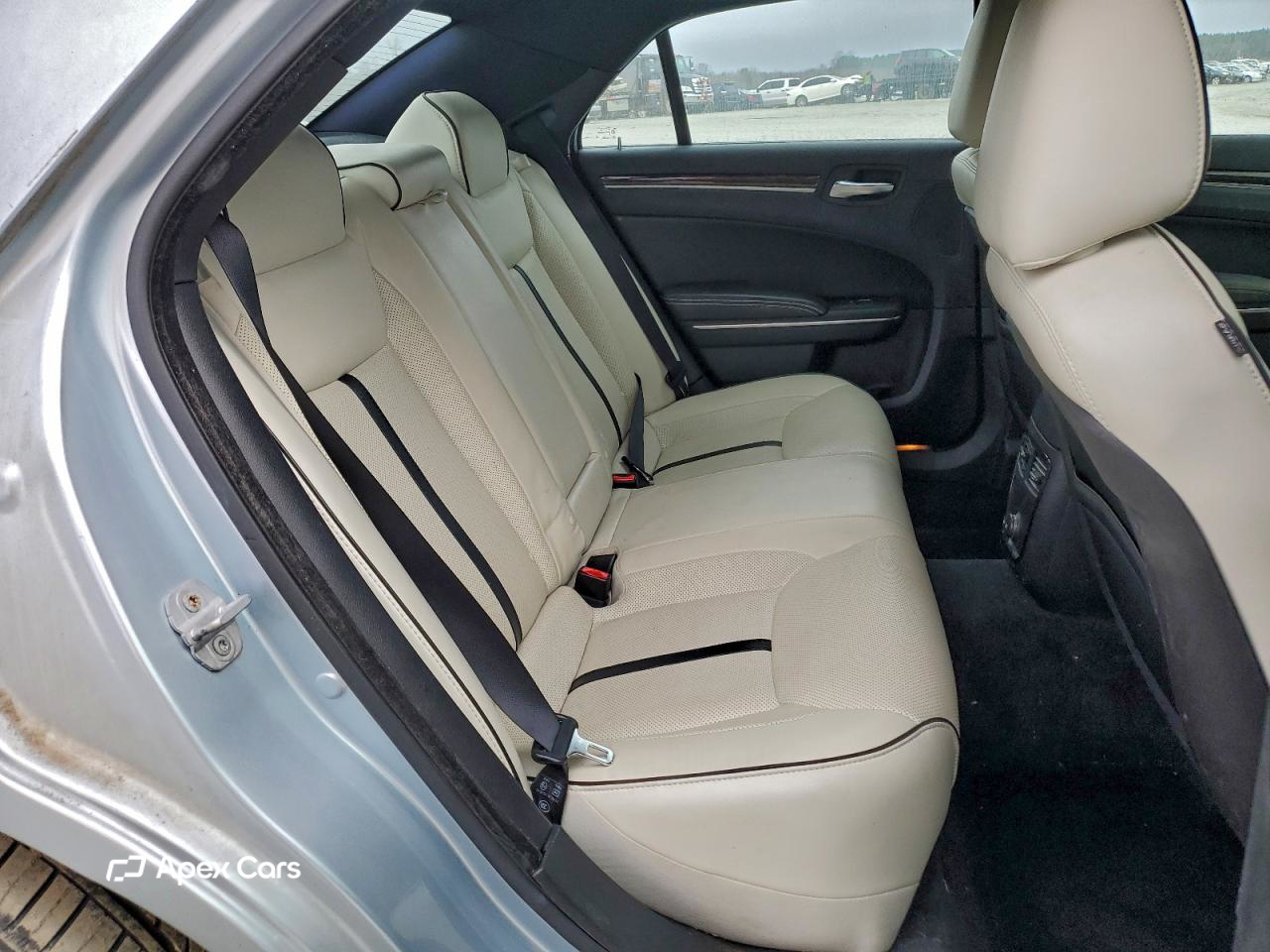 Chrysler 300 2013
