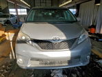 Toyota Sienna 2012