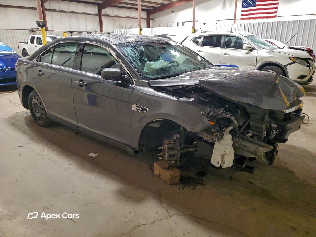 Ford Taurus 2015